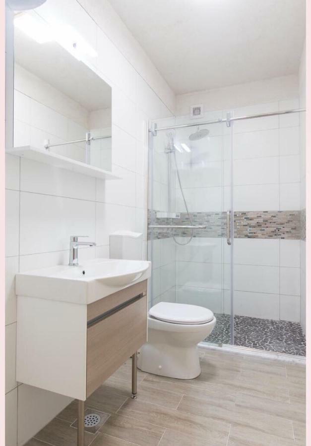 Alena Luxury Apartment With Jacuzzi Σπλιτ Εξωτερικό φωτογραφία