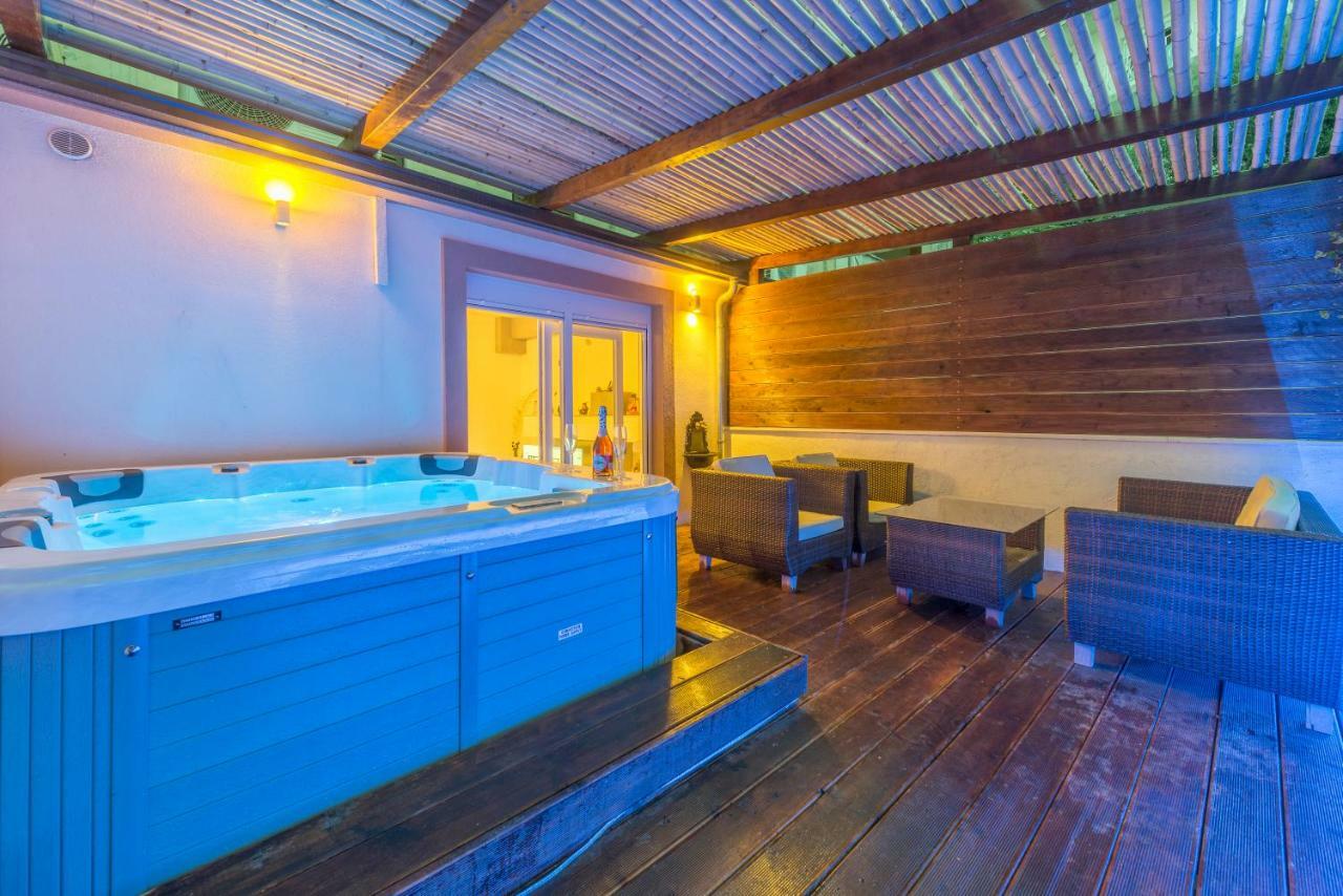 Alena Luxury Apartment With Jacuzzi Σπλιτ Εξωτερικό φωτογραφία